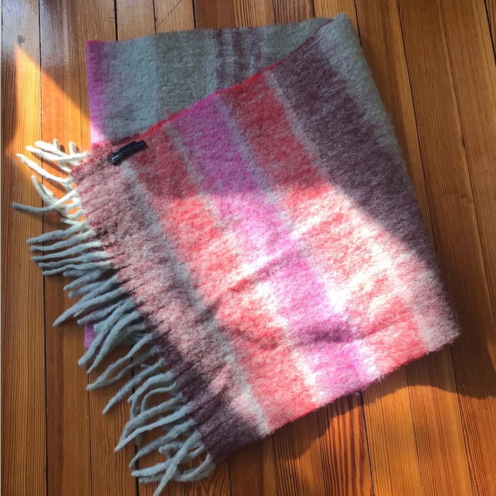 Marc Jacobs mohair scarf